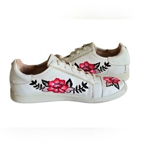 Kate Spade New York Everhart Sneakers Flower Embroidery Women's Size 9 Shoes